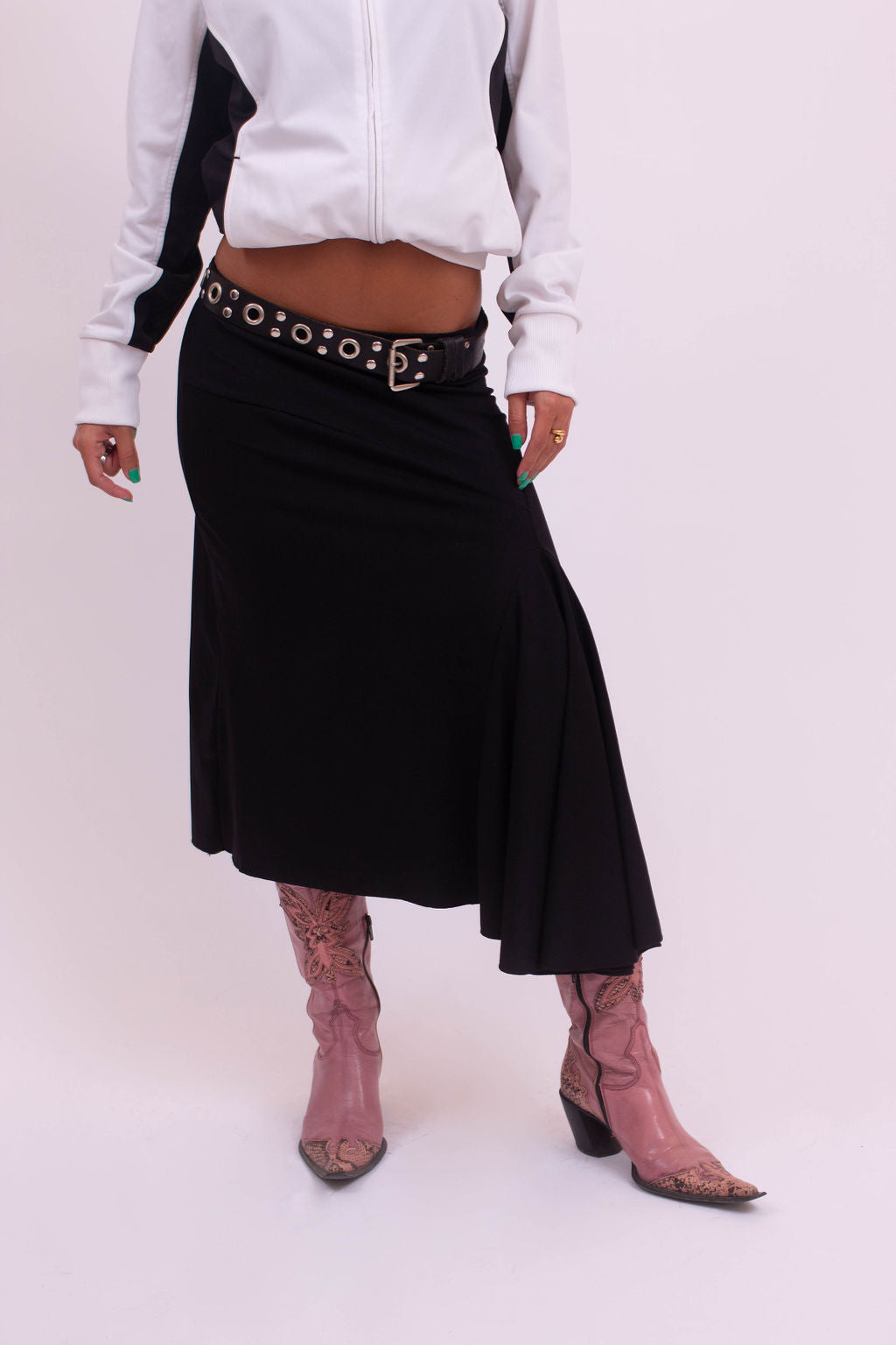 Asymmetrical black skirt